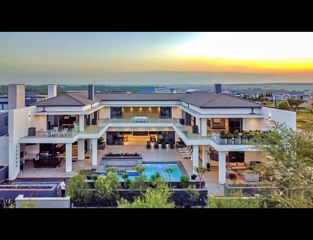 5 BEDROOM HOUSE FOR SALE IN MIDSTREAM RIDGE